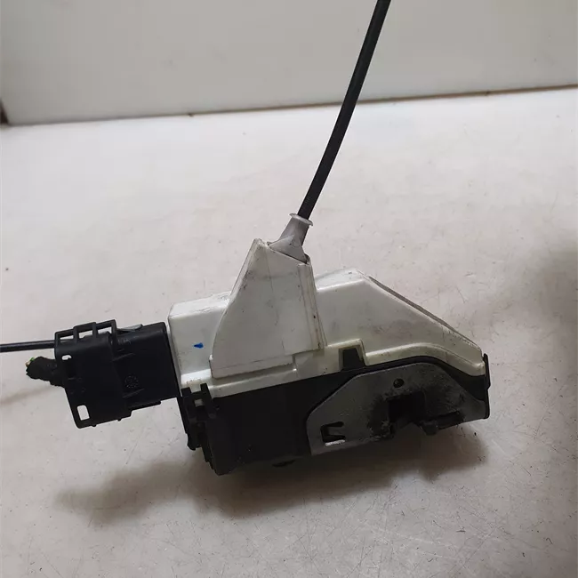 Serratura porta anteriore destra con chiusura singola