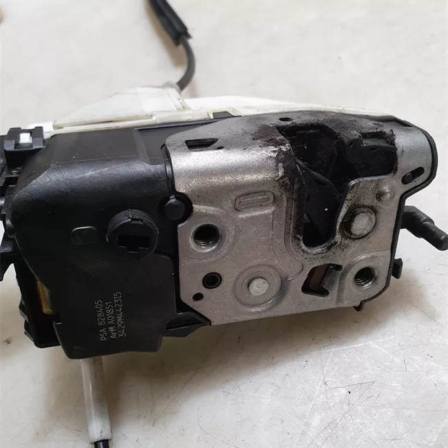 Serratura porta anteriore destra con chiusura singola