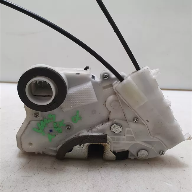 Serratura porta anteriore sinistra con chiusura centralizzata