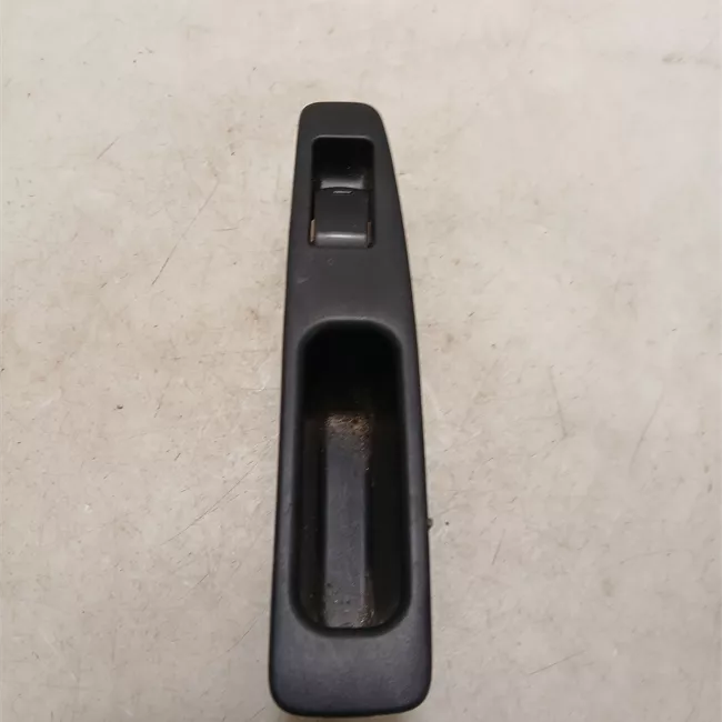 Interruttore alzacristalli porta posteriore sinistro