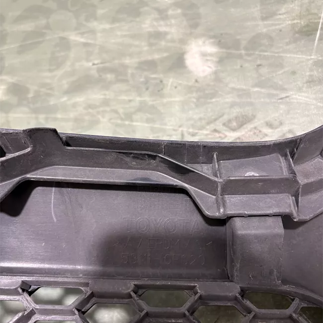 Griglia paraurti anteriore 05-07<