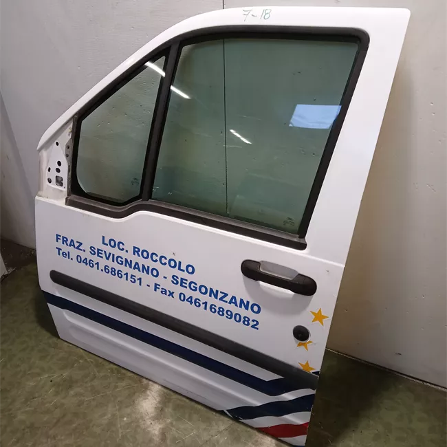 Porta anteriore sinistra