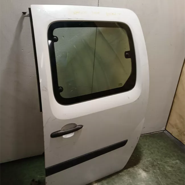 Porta posteriore sinistra rata