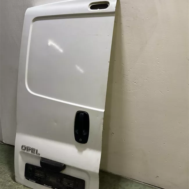 Porta carico posteriore a battente sinistra