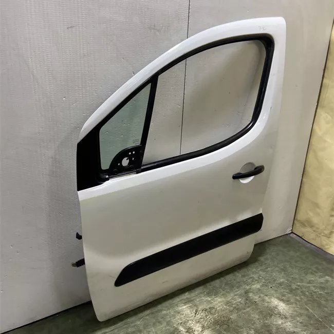 Porta anteriore sinistra