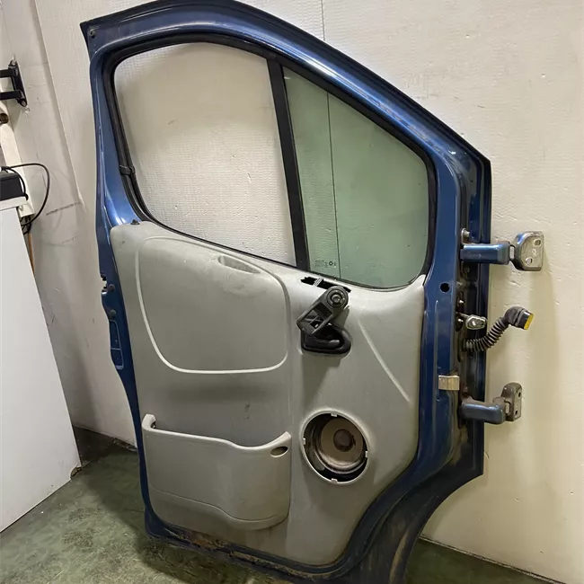 Porta anteriore sinistra