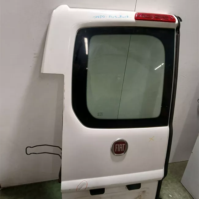 Porta carico posteriore a battente sinistra Vetrata