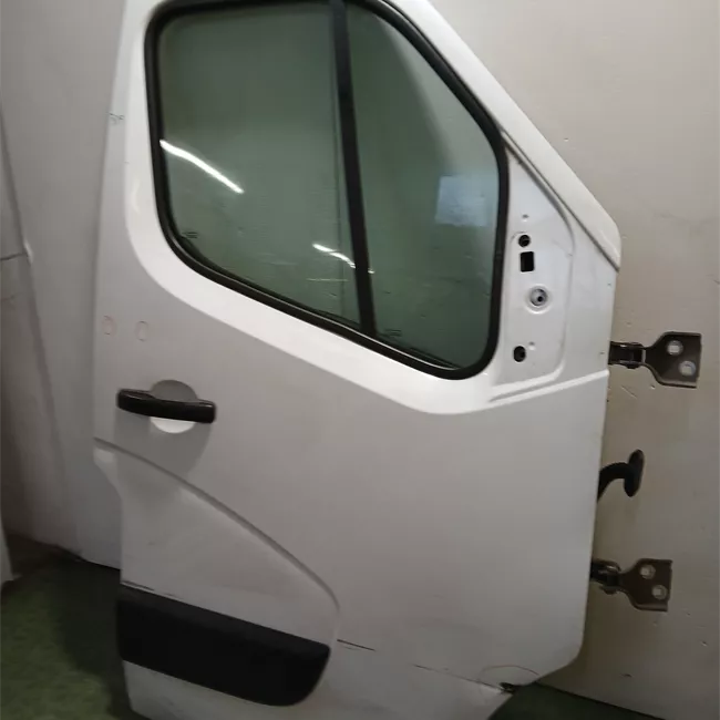 Porta anteriore destra