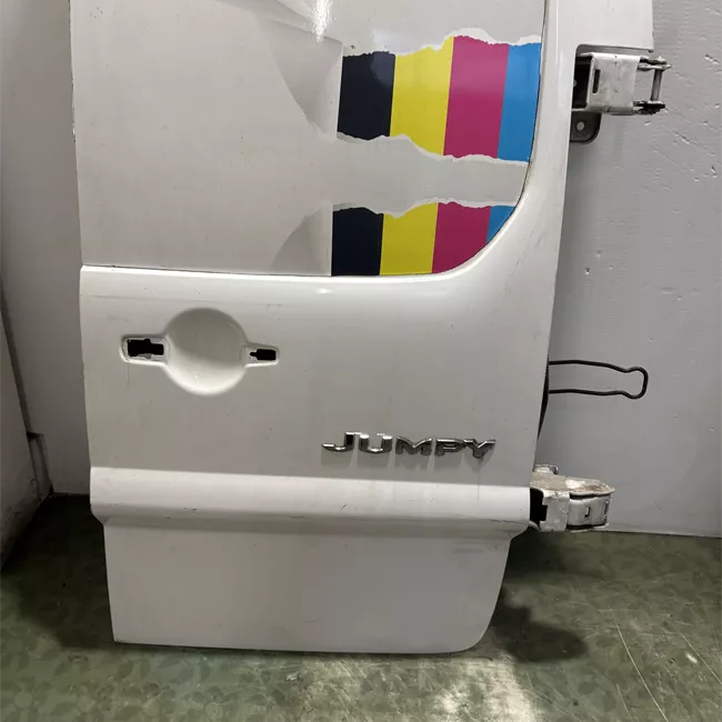 Porta carico posteriore a battente destra Lamierata