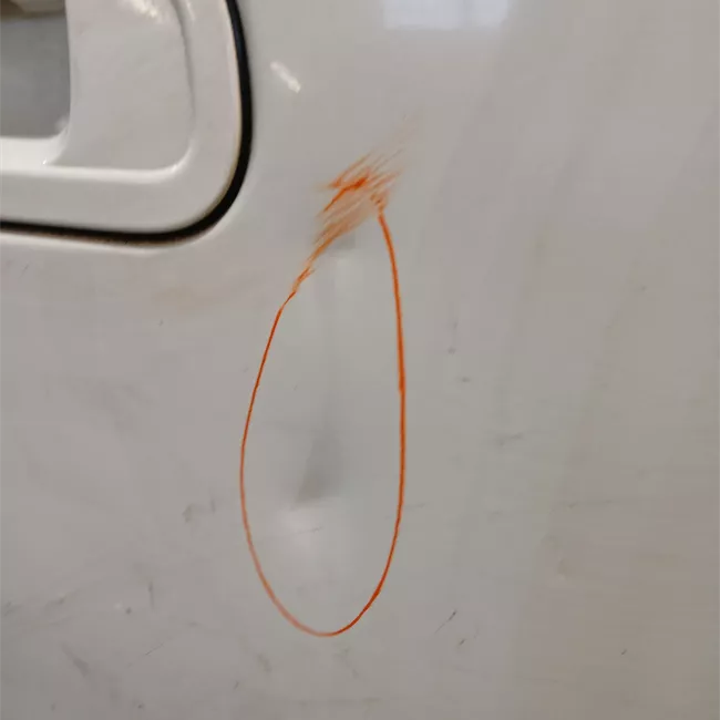 Porta anteriore destra