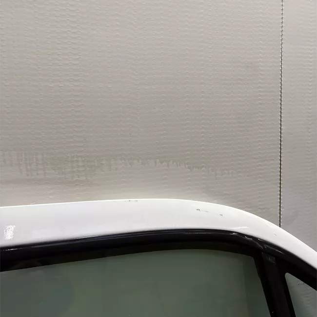 Porta anteriore destra