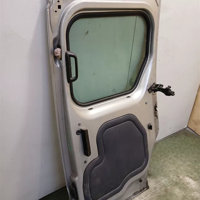 Porta posteriore destra con finestrino fisso 2a fila