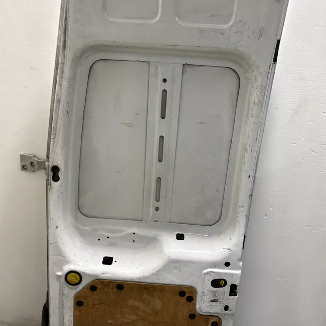 Porta carico posteriore a battente destra braccio riteg 270°