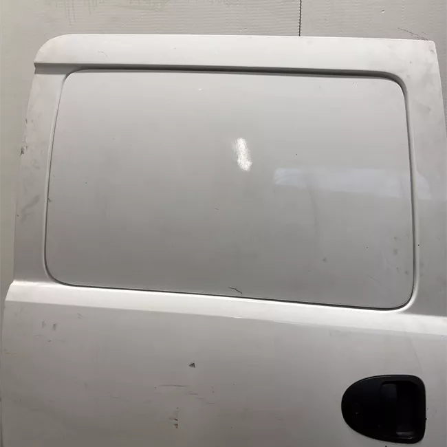 Porta posteriore destra con apertura finestrino