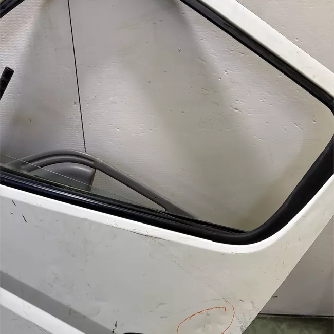 Porta cabina sinistra