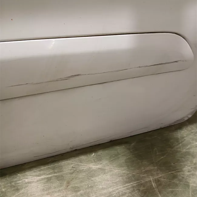 Porta anteriore destra