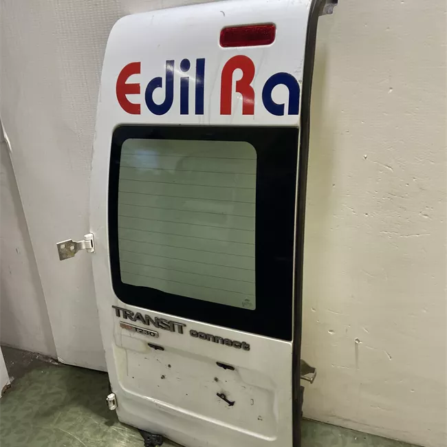 Porta carico posteriore a battente sinistra braccio riteg 270°