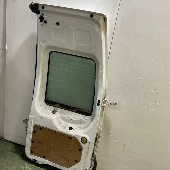 Porta carico posteriore a battente sinistra braccio riteg 270°