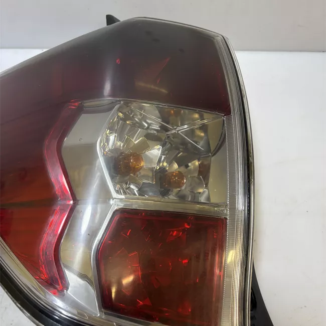 Fanale posteriore sinistro