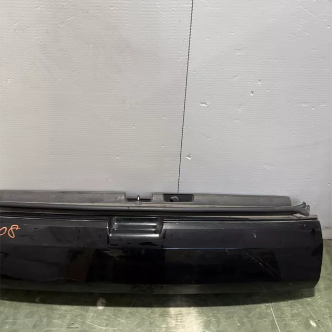 Rivestimento posteriore ribaltabile