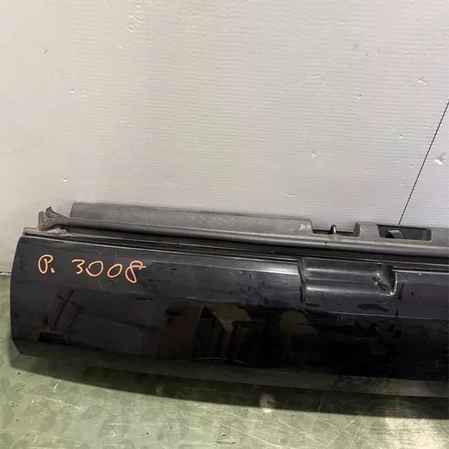 Rivestimento posteriore ribaltabile