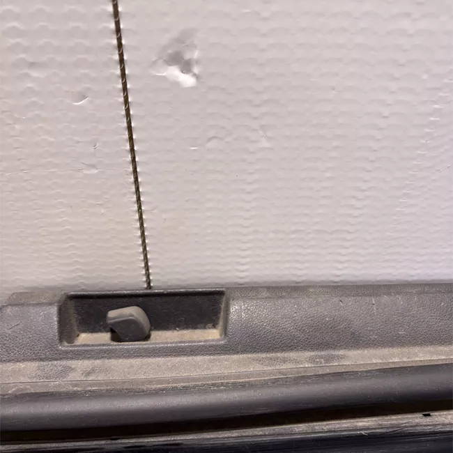 Rivestimento posteriore ribaltabile