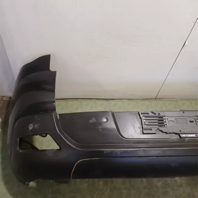 Paraurti posteriore con sensore parcheggio Nero