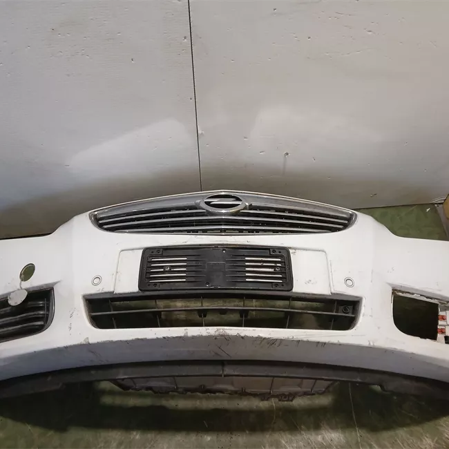 Paraurti anteriore con lavafari/sensore parchiusura