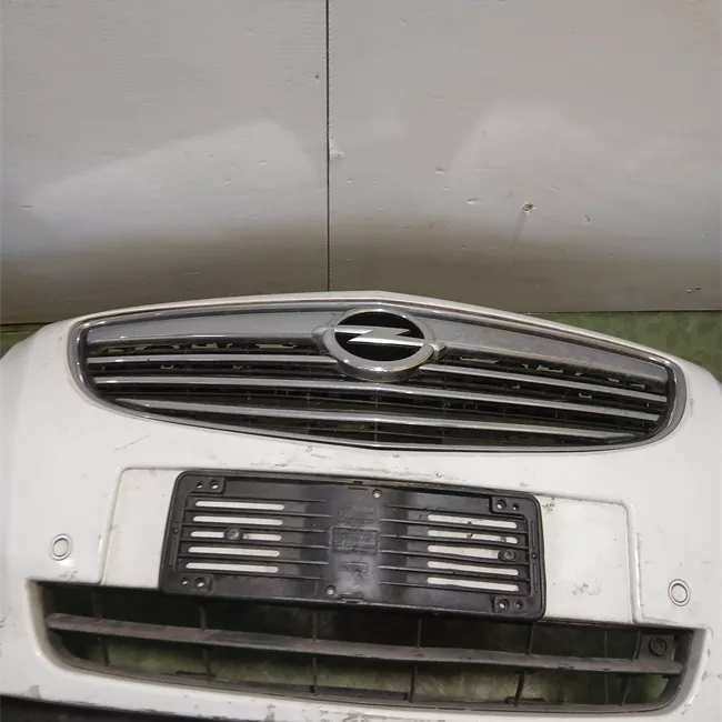 Paraurti anteriore con lavafari/sensore parchiusura