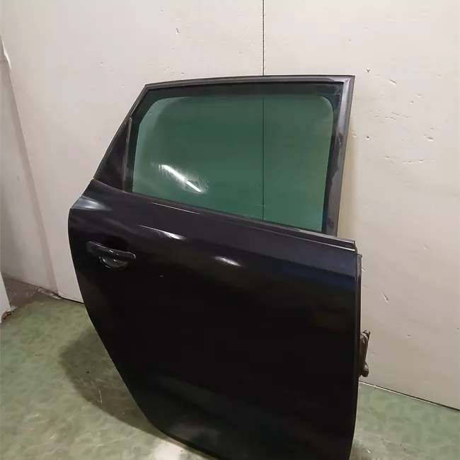 Porta posteriore destra