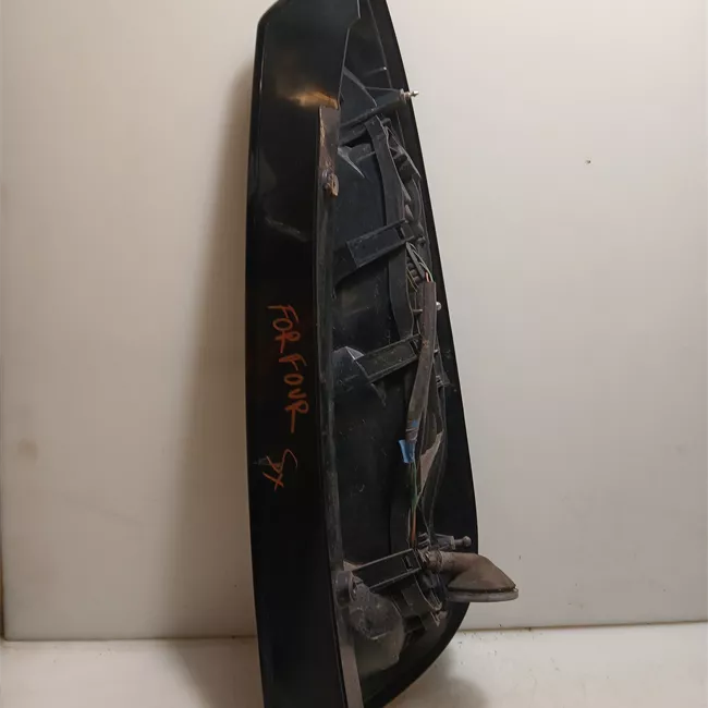 Fanale posteriore sinistro 04-05<