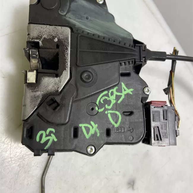 Serratura porta anteriore destra