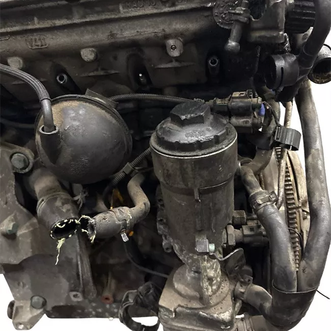 Motore semicompleto rotazionale