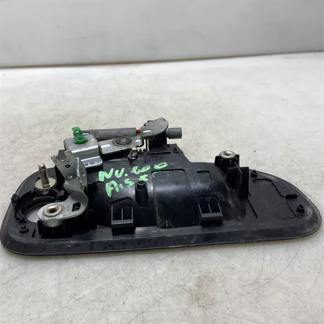 Maniglia porta anteriore sinistra