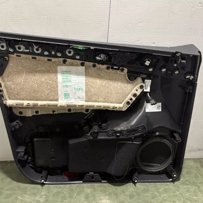 Pannello interno porta anteriore destro Similpelle con pacchiusura cromo nero titanio