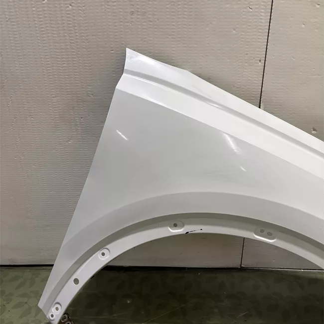 Parafango anteriore destro