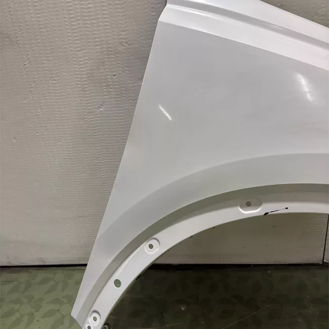 Parafango anteriore destro