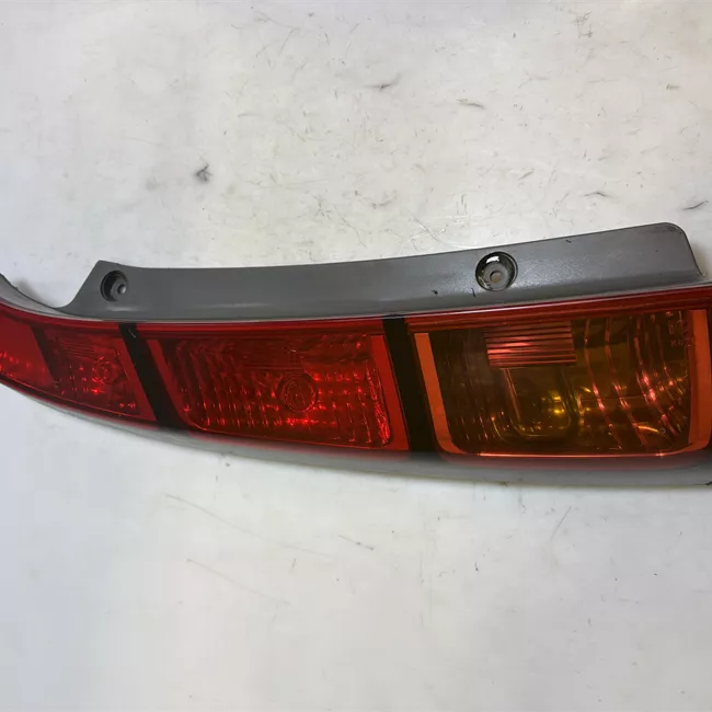 Fanale posteriore sinistro