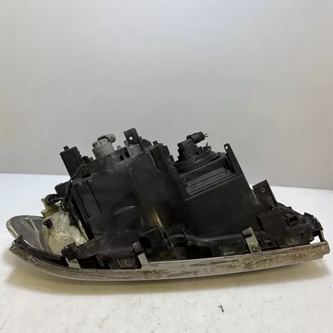 Proiettore sinistro ZKW