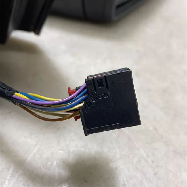 Retrovisore esterno regolazione elettrica destro ripiegabile elettrico nero satinato