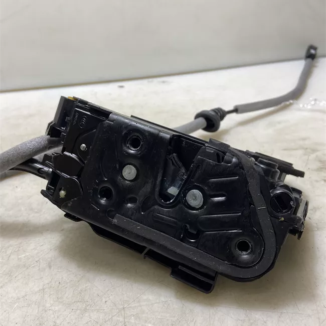 Serratura porta posteriore destra