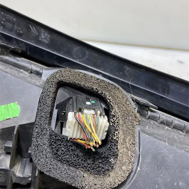 Fanale posteriore sinistro