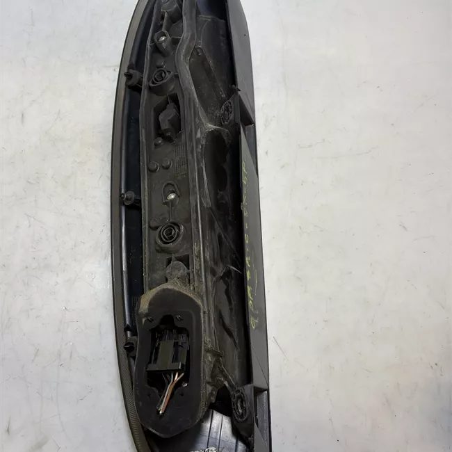 Fanale posteriore destro Tinta scura