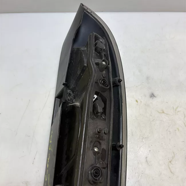 Fanale posteriore sinistro Tinta scura