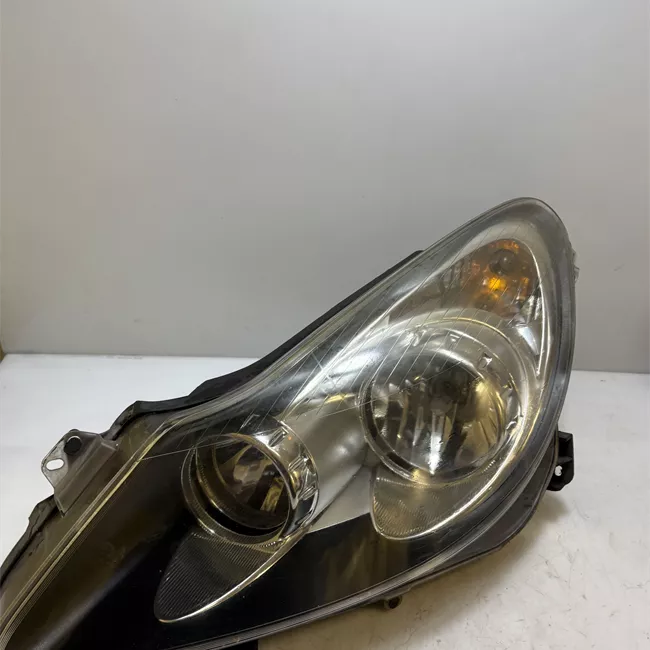 Proiettore sinistro Nero