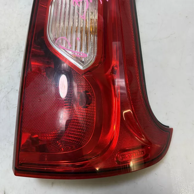 Fanale posteriore destro