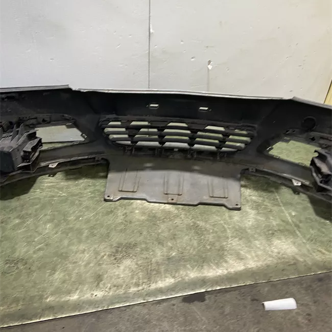 Paraurti anteriore primer