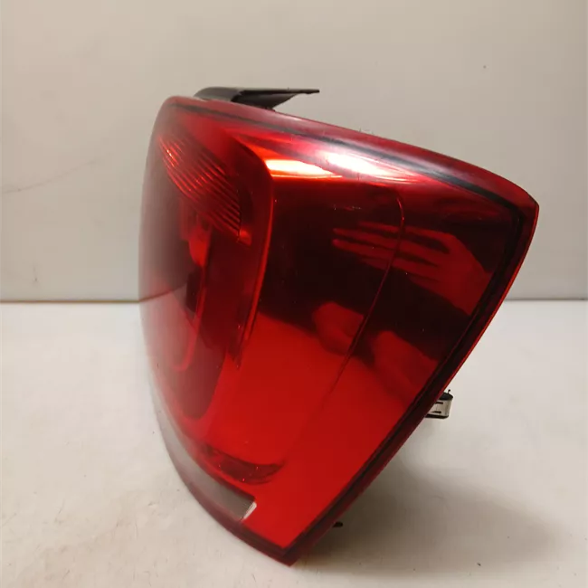 Fanale posteriore destro AL