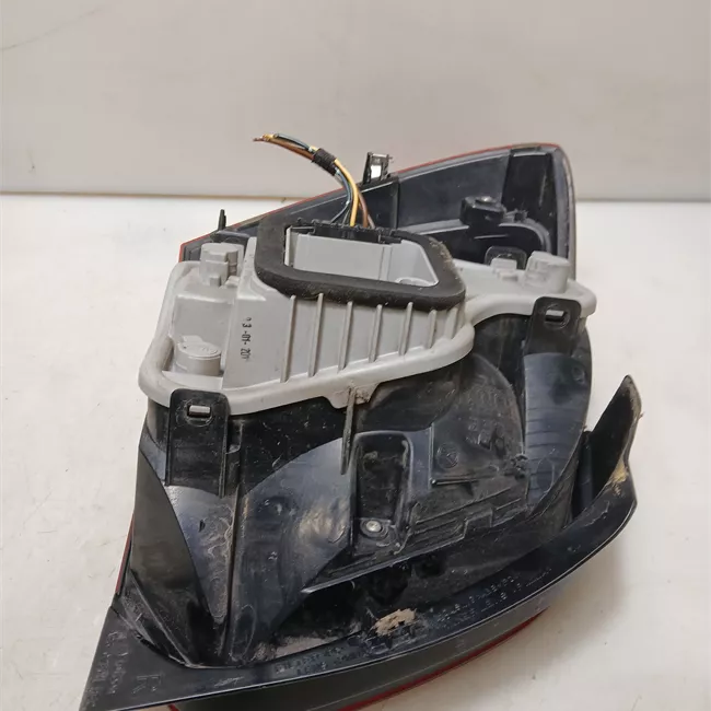 Fanale posteriore destro AL