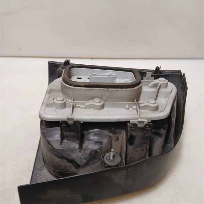 Fanale posteriore destro